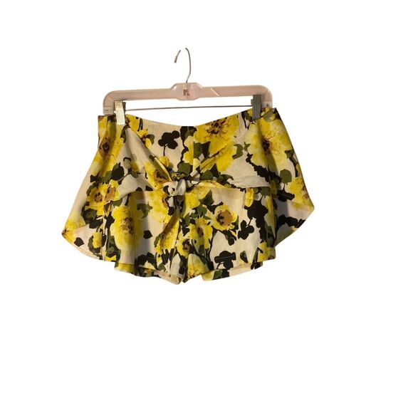 Joa women’s floral, yellow, sunflower, front tie shorts med - Picture 1 of 3